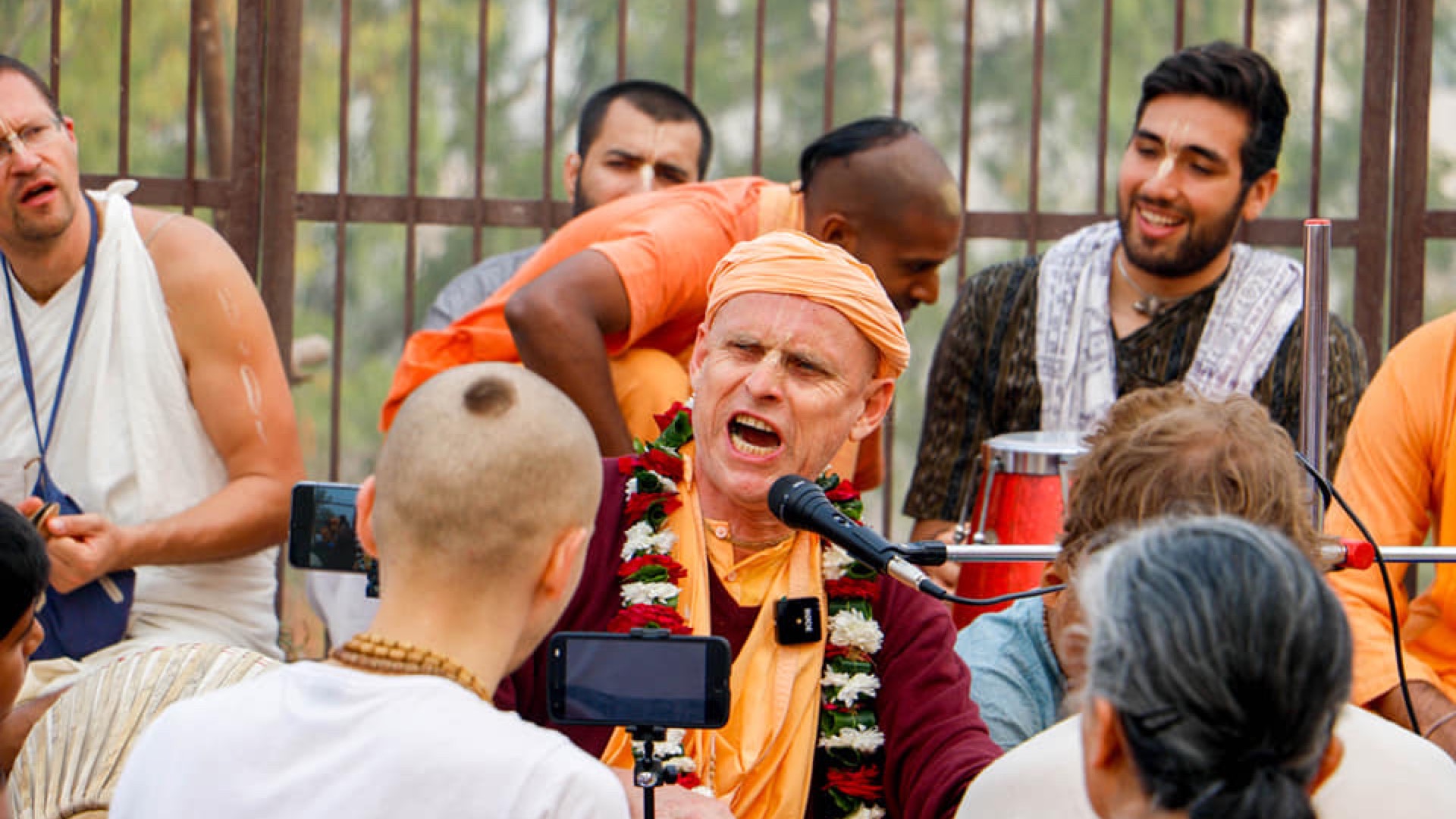 Reach Krsna through Vaishnavas