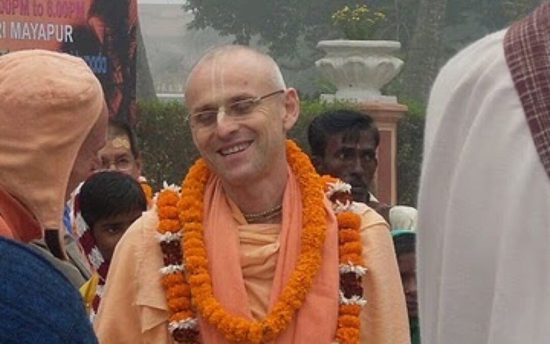 Serve The Vaishnavas And Always Glorify God